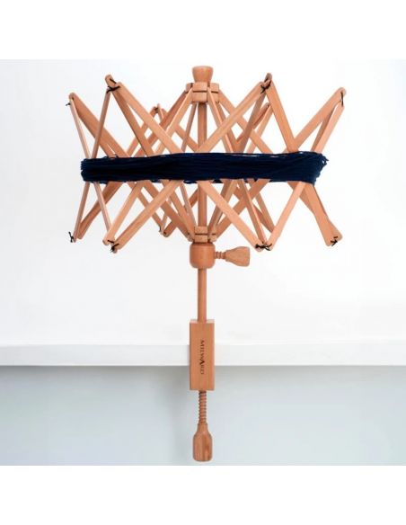 Enrouleur d'écheveau : fixation sur table : hêtre