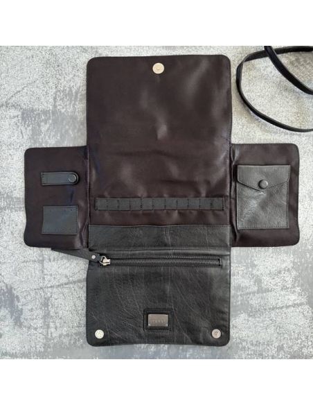 Gro- étui à aiguilles et à crochets coloris noir