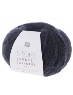 Pelote Luxury brushed cashmere aran darkest navy
